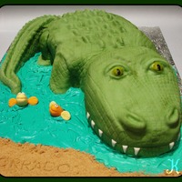 Alligator Cake For a 30th birthday for a guy who likes his alligators. :) TFL