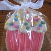 Pink Cupcake NFSC with Antonia74 RI. Made for a little girl's 4th birthday.