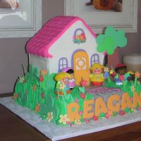 Dec2006-Jan2007_187.jpg little people cake, side view 2 of 2