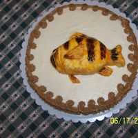 Yellow Perch I had so much fun making this fish! It's made out of fondant and is placed on a white buttercream cake. The yellow perch is native to...