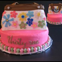 Thirty-One Gifts Skirt Purse Cake A friend of mine is a Thirty-one gifts consultant and wanted this cake for a show.