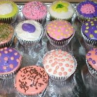 Crazy Cupcakes These are the gluten free cupcakes that I made to along with my daughtesr gluten free cookie cake.