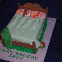 It's A Slumber Party For a little girl that is turning 10, likes green and is celebrating her birthday with a slumber party.