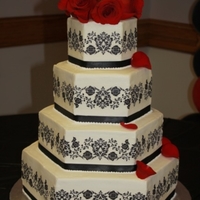 Black & White Damask When my friend sent me the picture of this cake, i recognized the icing strips. I was a little hesitant at first, but was really pleased...