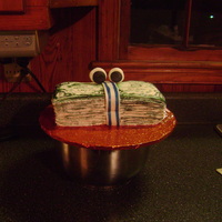 Geico Money Cake I made this for my son's 25th birthday. Thanks to everyone on here who did one before me for the inspiration !