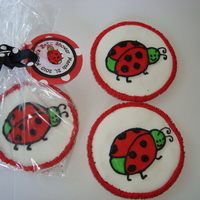 Ladybug Cookies These are cookies for a shower with a ladybug theme. The ladybug was made to match the new baby's bedding. TFL