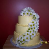 Vanessa Rd Three Tier 8, 10 & 12 white cake, bc icing, fresh daisies