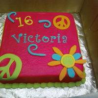 Victoria Buttercream base fondant accents