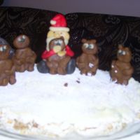 Nisse_Med_Bamse_Bra_Bilde.jpg Santa is making the teddies reddy for christmas. I don't know if you can see it on this picture but to the left, the teddies do not...