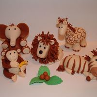 Gumpaste Animals These are the animals that went on to the jungle cake for my sil.