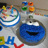 Cookie Monster Cake And Sesame Street Character Cupcakes Thank you for the inspiration CC!