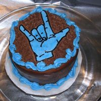 Asl "I love you" sign in American sign language. Co-worker wanted this for her daughter. I made a butter cream transfer from a...