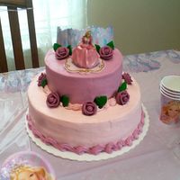 Barbie Dancing Birthday Cake Here is the cake I made for my daugher's 5th Birthday. This is one of two cakes that I made for her.