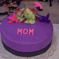 Mom.jpg Mother's Day cake for my mom.