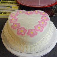 Brushed Embroidery I saw a cake like this in a Wilton course book and I just had to try it. MMF and royal icing