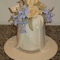 10 Inch Wedding Cake This was for a Fair decorating contest and could only be a max of 10 inches tall.