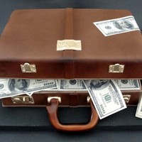 Briefcase And Money This was a cake for my family's favorite bank manager. The bottom is chocolate cake with salted caramel buttercream. The top is...