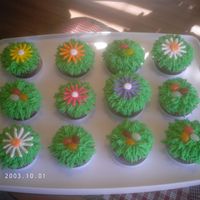 Easter Cupcakes These are the cupcakes I made to go with the wishing well cake. Thanks for looking!!