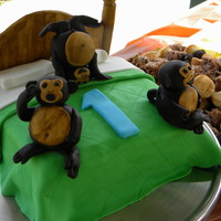 Monkeys Jumping On The Bed 1St Bday I made this cake for my son's 1st birthday party that was a Monkey theme. The headboard and quilt, pillows, monkeys all made out of...