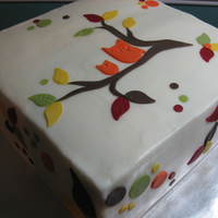 Autumn Owls Quick cake I did yesterday to bring to work. White cake with raspberry and white chocolate ganache filling, buttercream icing.