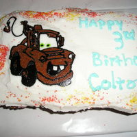 Mater Cupcake Cake A quick cupcake cake thrown together for DS's birthday. It's only 6 cupcakes since we celbrate DS and DD's birthday together...