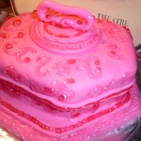 My Box I "attempted" to do the Bronwen cake she had in the ACD newsletter, but had many challenges with my fondant & then the piping...