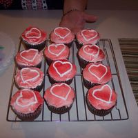Valentine's Cupcakes I made the cupcakes for my dad to take to work. He told me they were really good and that everyone there liked them. I really had alot of...