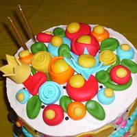 Mary Engelbreit Inspired Cake... top of cake.