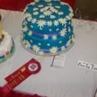 Aaaaaaaaaaaaaaaa.jpg Happy Daisy cake made for Local fair