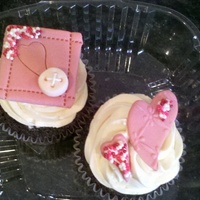 V-Day Cupcakes 
