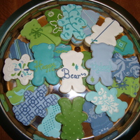 Happy Bear-Thday! This was my attempt at teddy bear cookies for a grown-up. My daughter's teacher loves teddy bears, so I wanted to make her something...