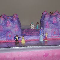Disney Princess Castle Cake Made from William Sonoma sand castle cake pan and lots of frosting, my daughter loved her 5th birthday castle cake honoring all the...