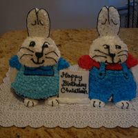 Dsc00553.jpg Max and Ruby cakes