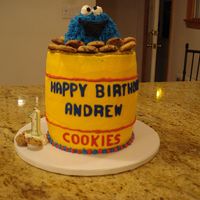 Cookie Jar Cake Cookie Monster coming out of a cookie jar.