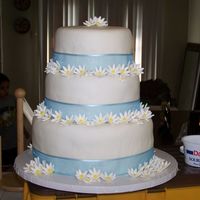 Daisies Pic 2 Another picture of the wedding cake I had to do in 3 days.
