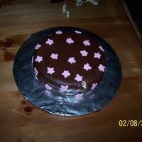 Little Cake Flowers this is a vanilla cake with chocolate MMF and MMF accents. The cake is a 6" round. This cake was for a church auction. As you can see...