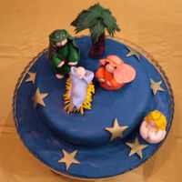 Nativity I made this cake for my volleyball club Christmas party, however, nobody wanted to cut it, they just took pictures.