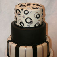 Black, White And Sliver Color Scheme fondant with fondant accents
