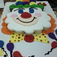 Clown Cupcake Cake 