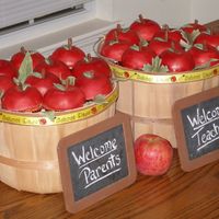 Apple Baskets Made for a PTA meeting, each of the apples is a cupcake! TFL!