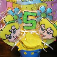 Tinkerbell Cookie Bouquet For a little girl's 5th birthday. The Tinkerbell heads are handcut, since I didn't have a cutter.NFSC with a variation of Alice&#...