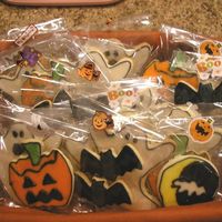 Halloween Cookies NFSC with Alice's icing.