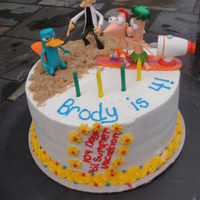 Phineus And Ferb Bday Go Vikings, inside and Phineus and Ferb outside! What more could a 4 year old want?!