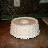 My First Basket Weave! Ha! I did this after reading the book that came with my 101 piece wilton kit The Cake Boss ad is kinda blocking my view while I type, so...