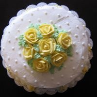 Yellow Rose Cake 