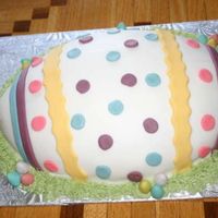 Easter Egg My first easter egg cake, white cake with fondant decorations.