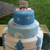 5 Years Anniversary This cake I made for the anniversary of a "bazar" made at a club.