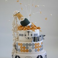 Happy New Year ! We made this cake for the dutch cake magazine Mjamtaart !