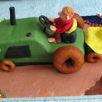 Tractor And Farm My grandson loves tractors. I really had to look for ideas as I had no clue how to make a tractor. Debbie Brown, google and of course CC...