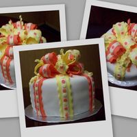 Kiki B-Day my first attempt at a bow cake